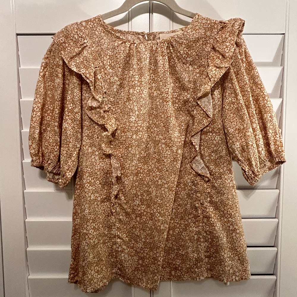 Tiny Flower Print | Puff Sleeve | Ruffle Blouse | Universal Thread